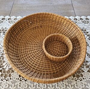 Brown Round Rattan Woven Basket Serving Bowl in Chip 'N Dip Shape